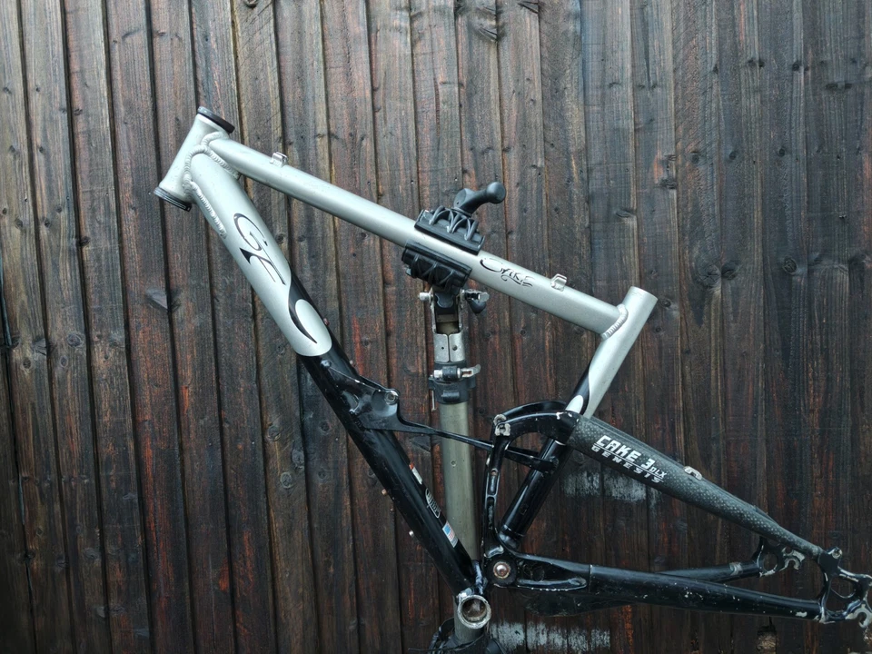 Gary Fisher Cake 3 dlx Frame For Spare Retro - Image 2 of 4