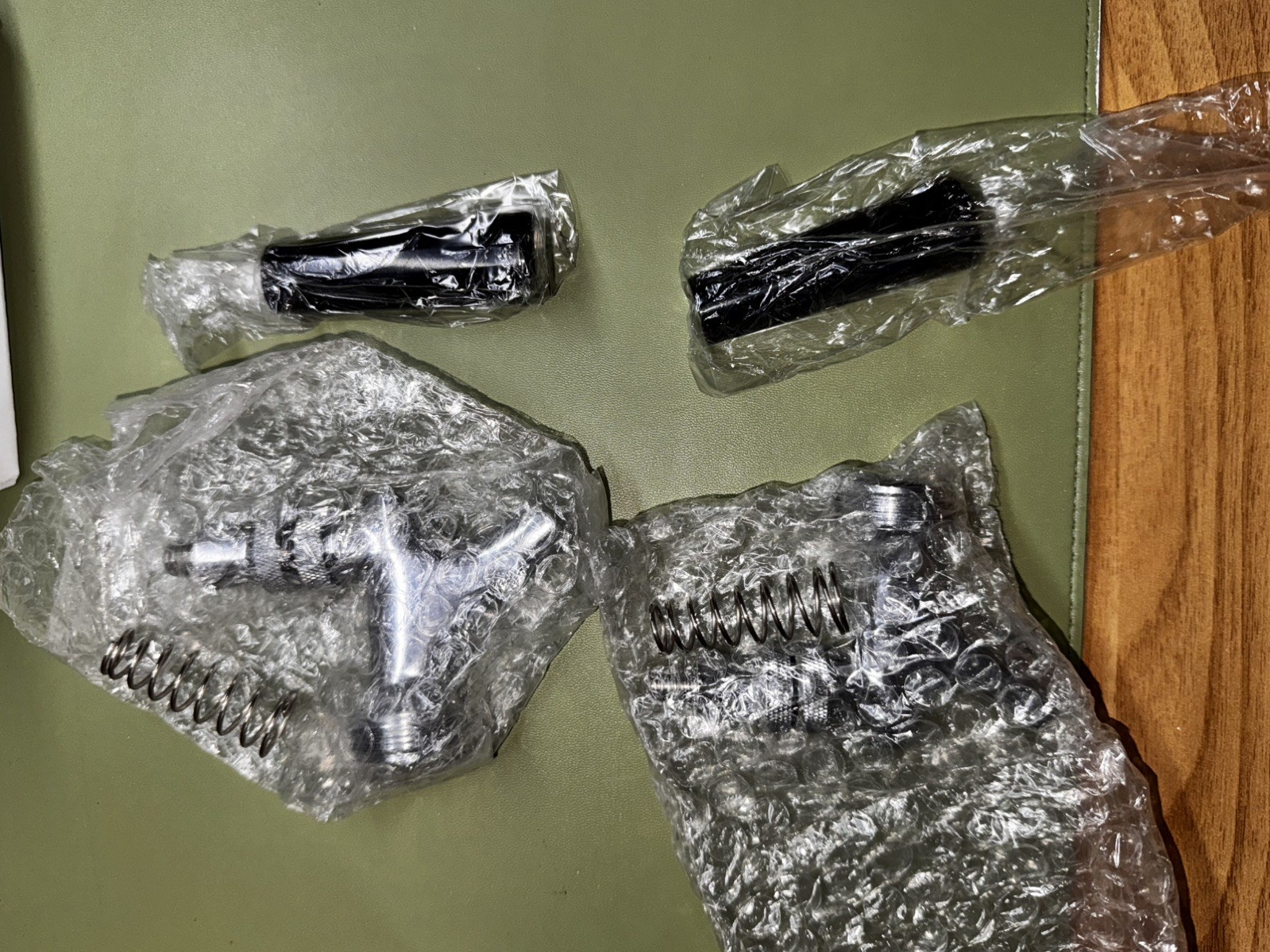 Double Taps Draft Beer Tower Dispenser Stainless Steel Keg Beer Drink Tower