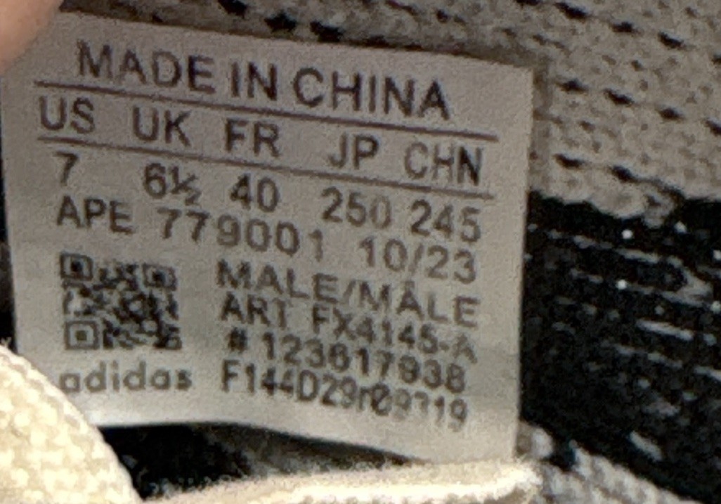 adidas Yeezy Boost 350 V2 “Zebra” – Men’s 7 – Pre-Owned – Read thumbnail 12