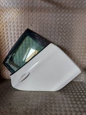 Porte arrière et accessoires Peugeot 208