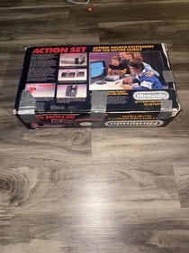 Nintendo NES Action Set Consola Hogar ~ Completo En Caja con Zapper Naranja y Juego