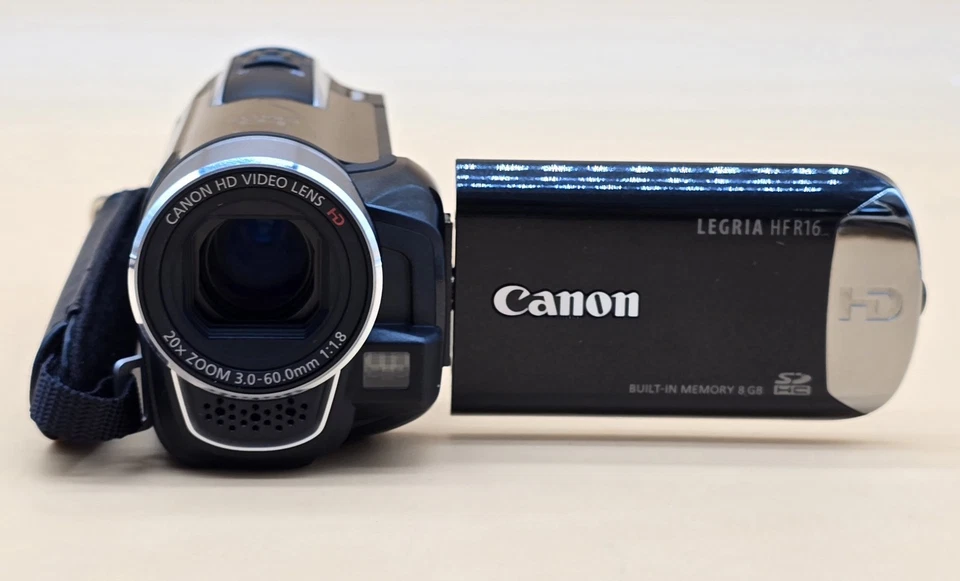 CANON LEGRIA HF R16 Digital Camcorder 8GB Built In Memory With Charger. - Image 3 of 4