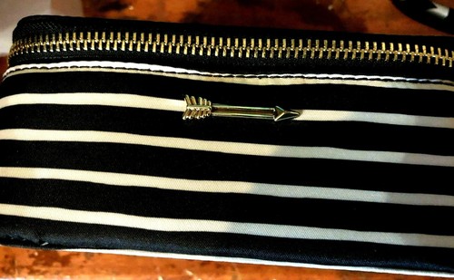 Stella \u0026 Dot makeup travel cosmetic bag 