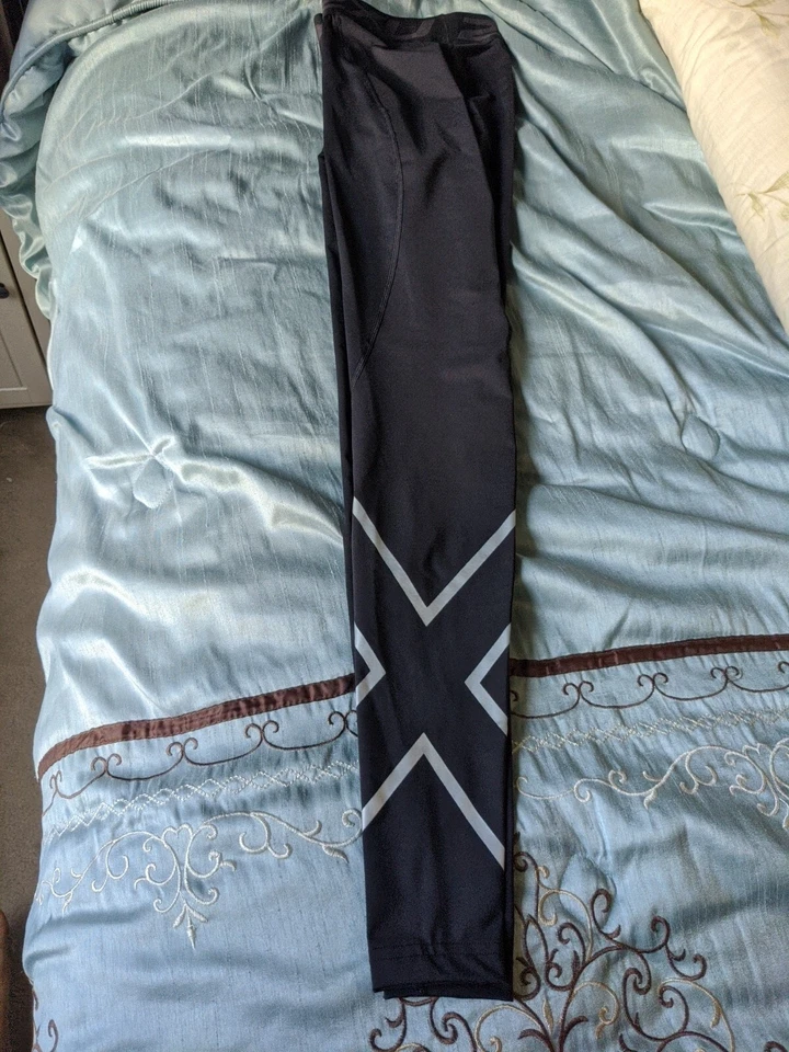 2XU Accelerate Compression Tights Black / Silver Nylon / Lycra Mens Small Tall - Image 4 of 4