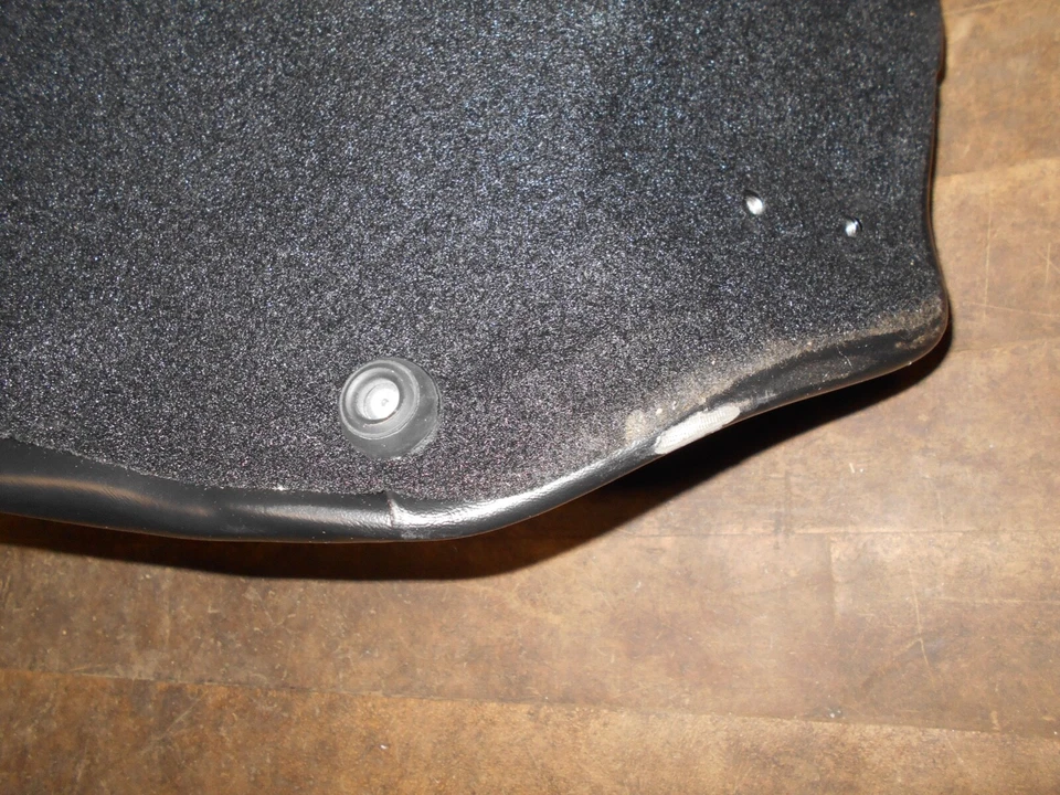 Le Pera - LK-357PT - Asiento individual Streaker, plisado Foto 4 de 4