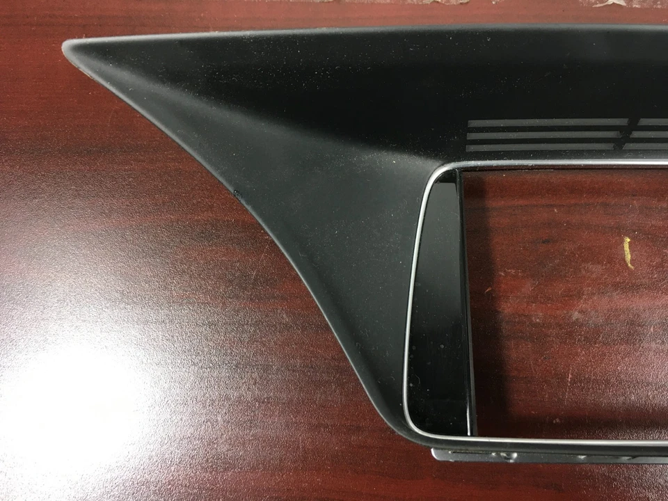 Mercedes-Benz E350 2010-2016 pantalla envolvente moldura A2126801936 LHD OEM. Foto 4 de 4