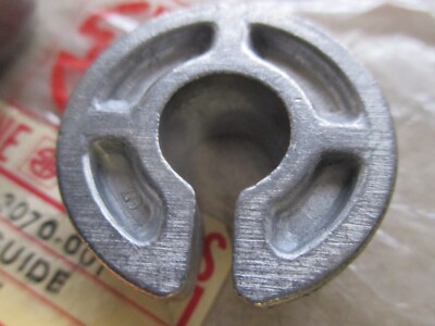NOS Kawasaki Kick Spring Guide H2 H1 KH500 S3 A1 A7 A1SS