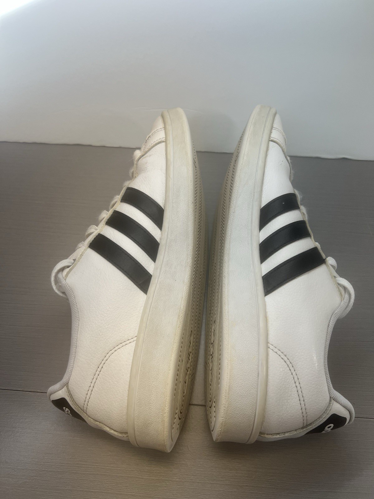 Adidas  Cloudfoam Men’s White/ Black Size 9 Pre-Owned  thumbnail 5