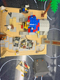 LEGO Adventurers: Sphinx Secret Surprise (5978) w/Instructions. Missing 3 pieces