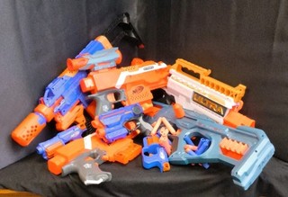 Job Lot 8 Of Nerf Blasters Various Designs Including Soft Foam Darts