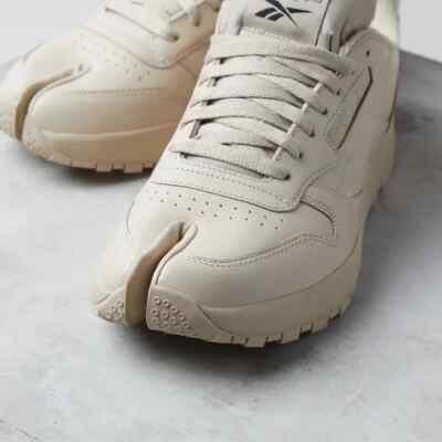 Reebok Maison Margiela Classic Leather Tabi CL Beige Tan GX5141 | eBay