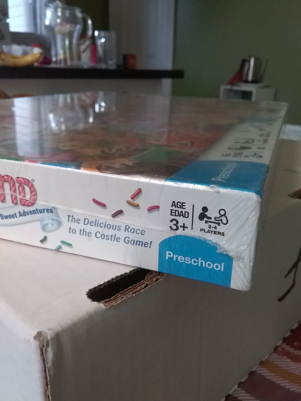 Hasbro Classics, Candy Land The World of Sweets Board Game Pre-School NEW Sealed