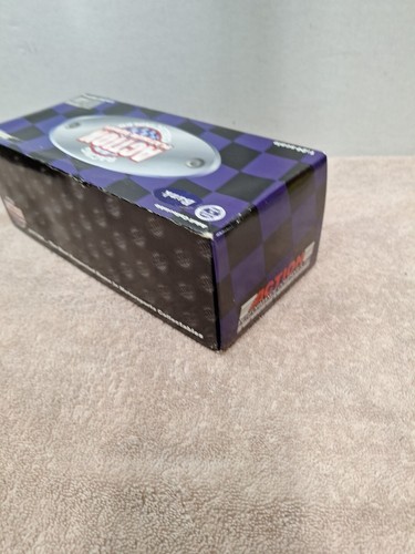 Darrell Waltrip #17 Parts America Monte Carlo Nascar 1:24 Action Platinum Bank - Picture 19 of 20