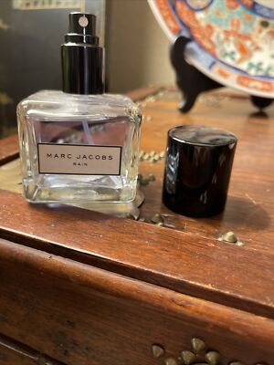 3-86　マークジェイコブス スプラッシュ レイン オードトワレ 100ml マーク ジェイコブス / スプラッシュ レインの公式商品情報