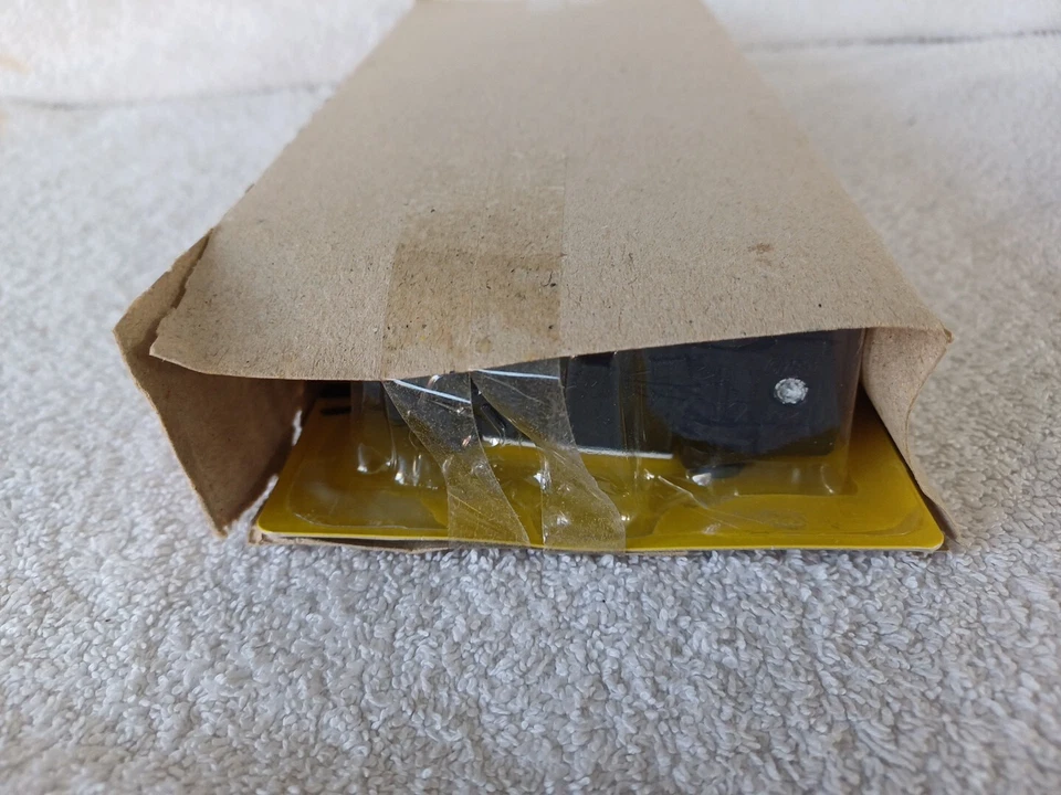 Matchbox MB244 Jaguar XJ6 Police Cars Trade Box Of 6 Models Sealed From 1993 - Image 3 of 4