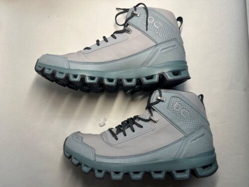 ON Running Women's Cloudridge Waterproof Trekking Boots 9W - Picture 4 of 5