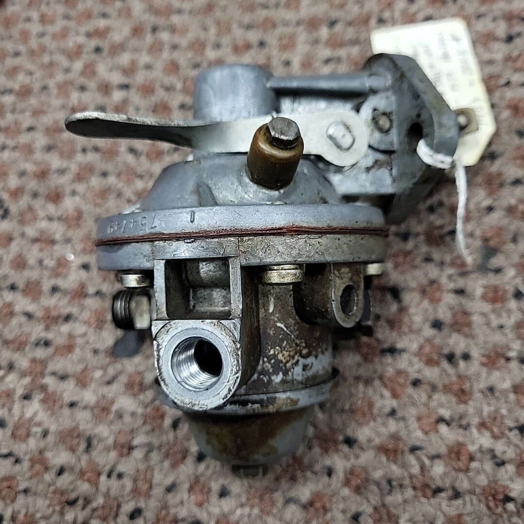 Picture 3 of 8