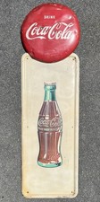 ORIGINAL VINTAGE 1940s COCA COLA PILASTER & 16 COKE BUTTON METAL SODA SIGN
