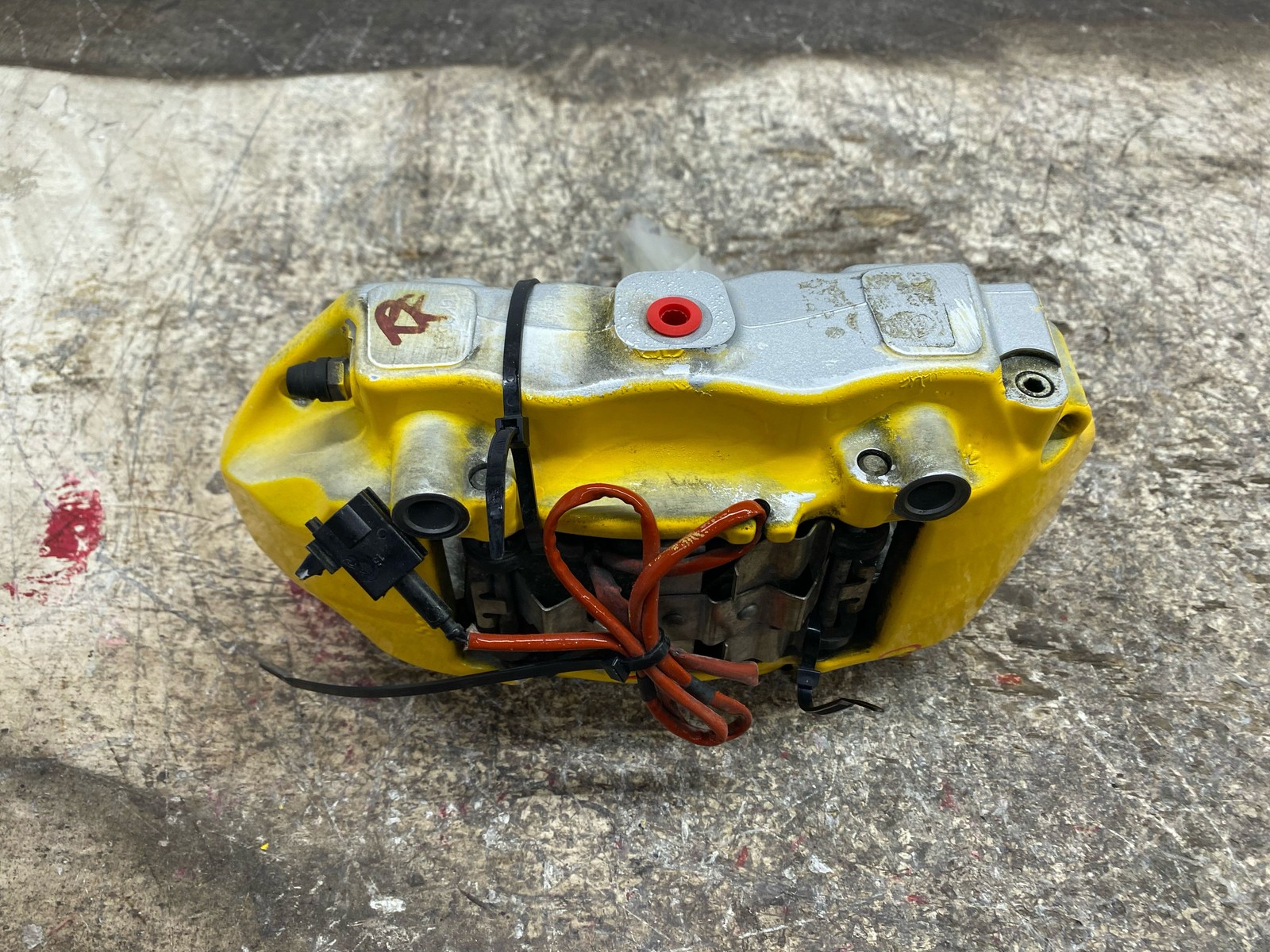 Ferrari GTC4Lusso 2016-2020 Rear Right Brake caliper