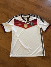 2014 FIFA World Cup Soccer Cards and Collectibles 68