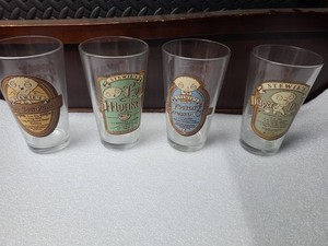 FAMILY GUY 4 GLASS PINT SET STEWIE