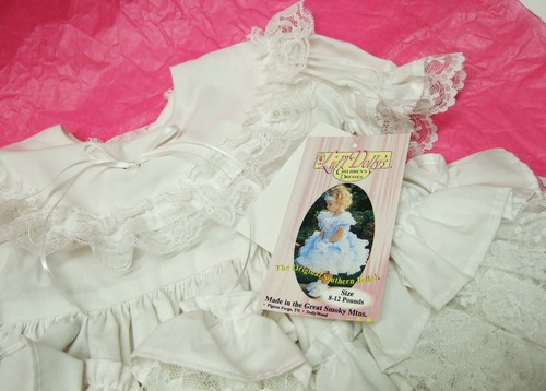 NWT's Lid'l Dolly's ORIGINAL SOUTHERN BELLE White Dress 8-12 lbs - Picture 3 of 3
