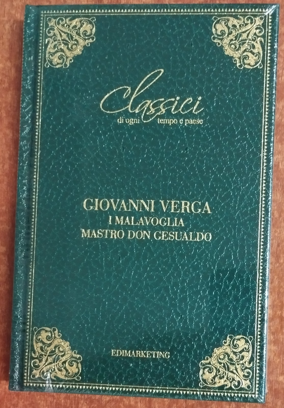 Foto 1 di 3