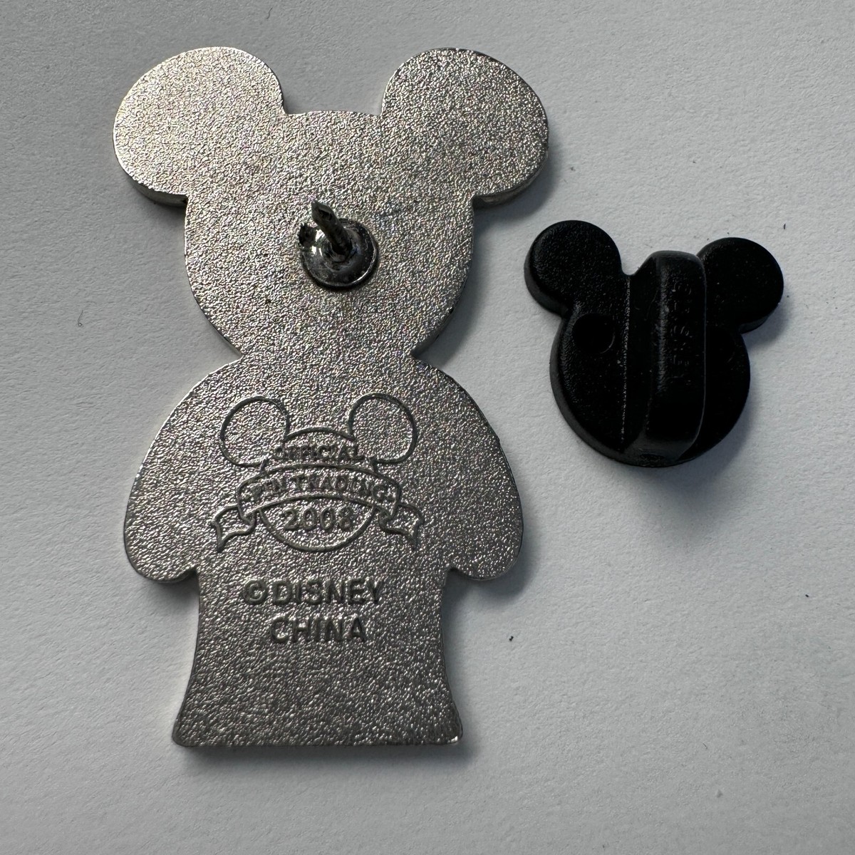 Disney Vinylmation Mickey Mouse Pirate Skull and Crossbones