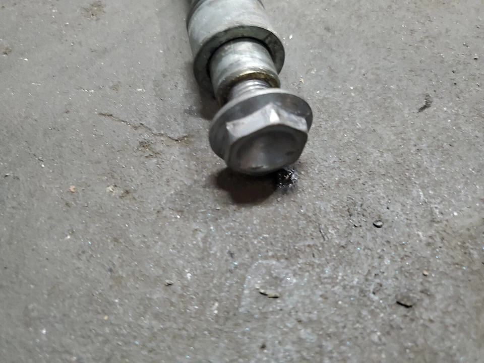 Передняя ось 1998-2003 Honda VT750 Shadow Ace - Изображение 3 из 3