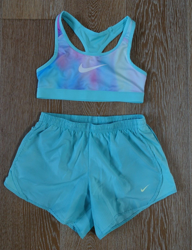 Nike Girls Tie Dye Reversible Sports Bra and  Blue Shorts Set Size L EUC