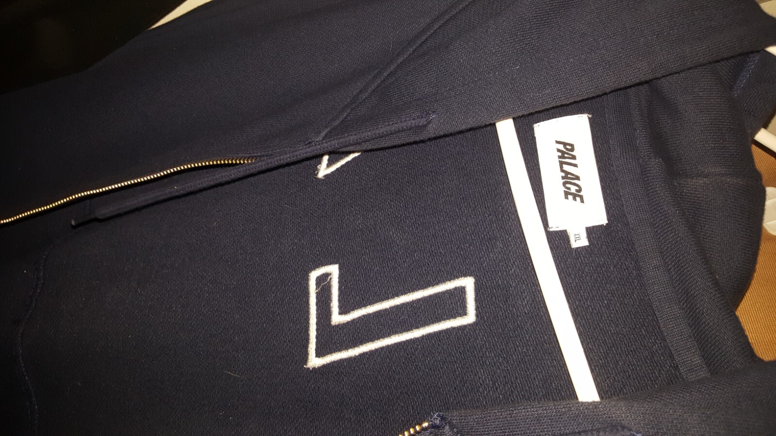 palace border zip hoodie rare size xxl  image 2