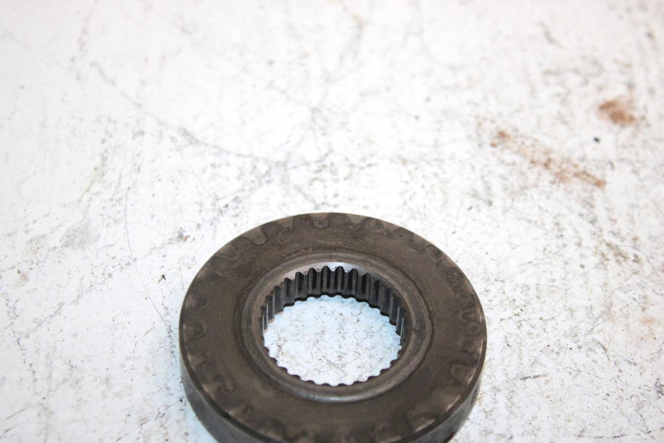 Honda Fourtrax Rincon 2004 OEM guía de transmisión final 23645-HN8-000 AH2.1 Foto 2 de 4