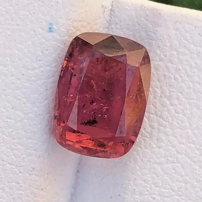 Maroon gemstone shop