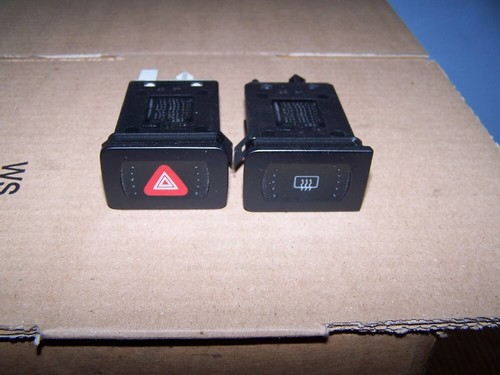 Schalter für Warnblinkanlage VW Golf 4 Bj.98 1J0953235B