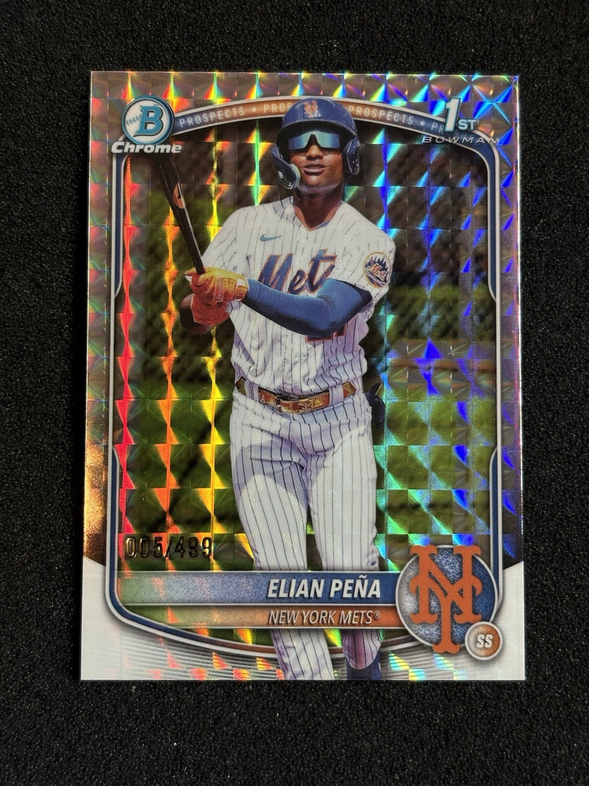 Elian Pena 2025 Bowman Chrome Prospects 1st Geometric Refractor /499 NY Mets