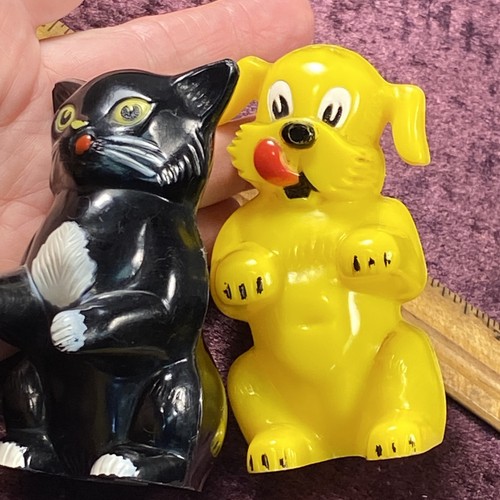 Menge 5 alte Kunststoff Tiere - F&FShakers Katze Hund Rabbitpeepgoosej310 - Bild 20 von 21