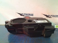 SUBWOOFER Audi A3 (8P1) Hatchback 3-drs 1.6 (BGU) 2003 8P3035382