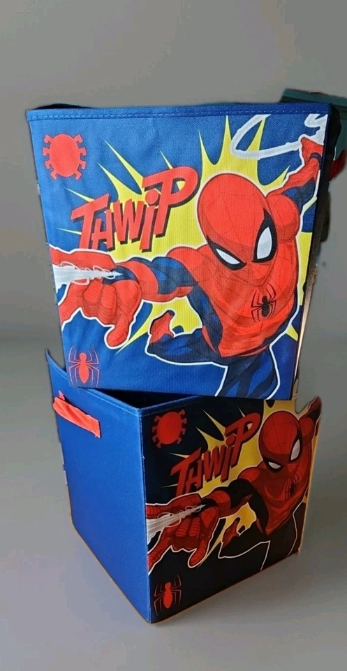 Cubo de almacenamiento temático Marvel Spider-Man medidas 13" x 13" x 13" Foto 2 de 4