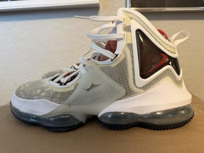 Nike LeBron XIX 19 Sketch White UNIVERSITY Red Mens Size 7 CZ0203-101
