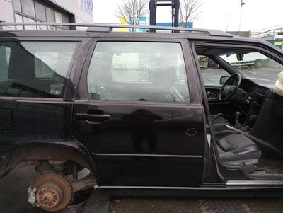 Volvo V70 Kombi original Tür hinten rechts Fond 019 Black Stone Bj 1999