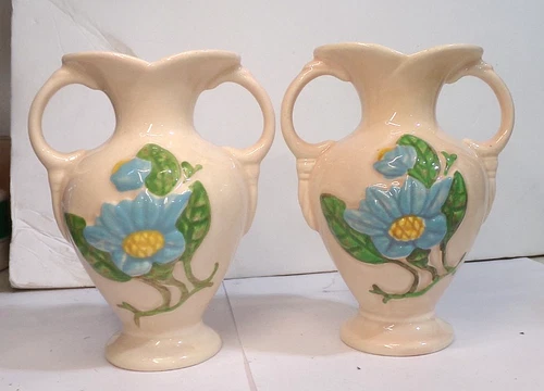 2 pc Vintage HULL Art Pottery MAGNOLIA Double Handle Vases H-7-6 1/2" - set of 2