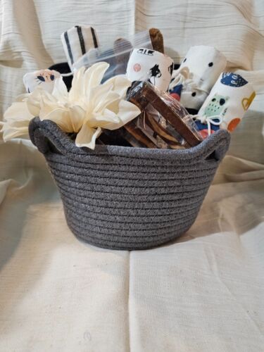 Purrfectly Eco-Friendly Gift Basket Cat-Themed Goodies & Sustainable Essentials - Picture 4 of 5
