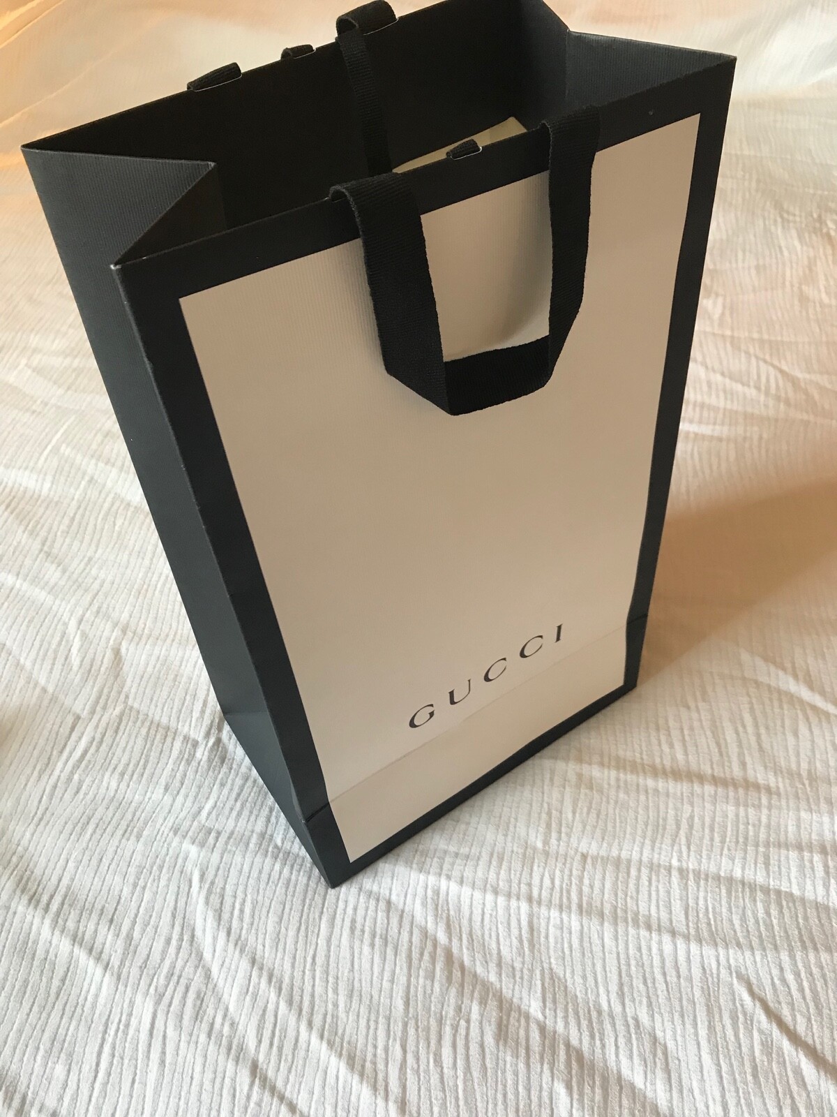 Authentic Gucci Shopping Bag Black/White 15"x9"x5.5" … Gem