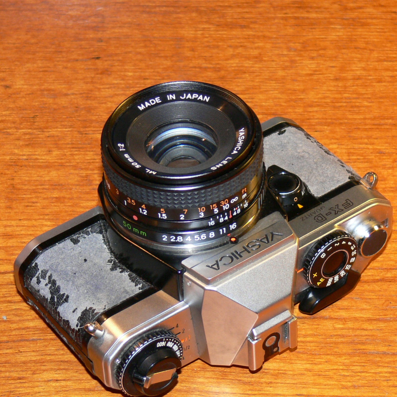 YASHICA FXD Quartz 35mm Film SLR Manual Focus Camera with 50mm f2 ML