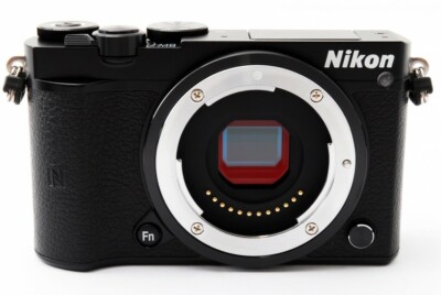 Nikon 1 J5 20.8MP 10-30mm Lens Kit Black [Exc++++] w/Box,8GB SD