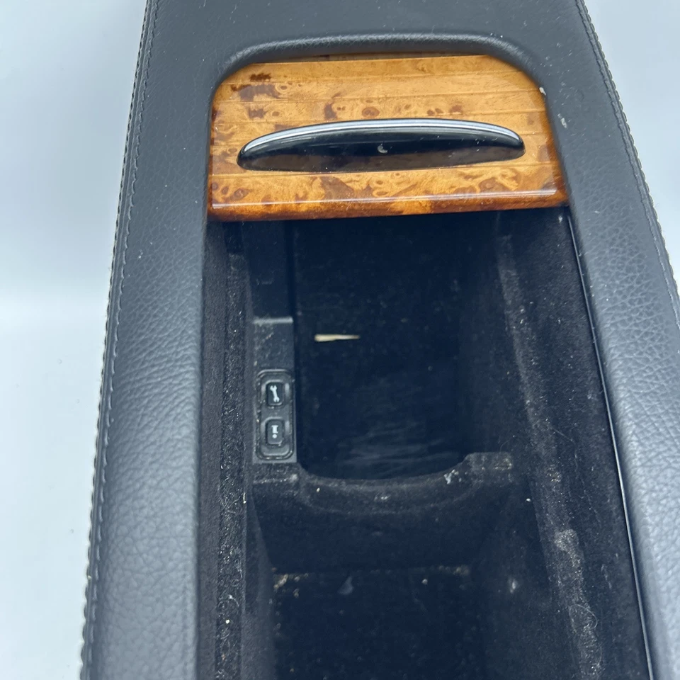 Mercedes W211 E350 E55 2005-2009 consola central reposabrazos unidad de almacenamiento negro OEM Foto 3 de 4