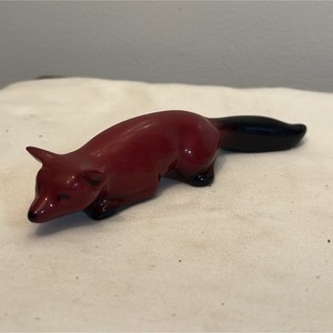Royal Doulton Red and Black Ceramic Fox Figurine EL254 Collectible Animal Decor.