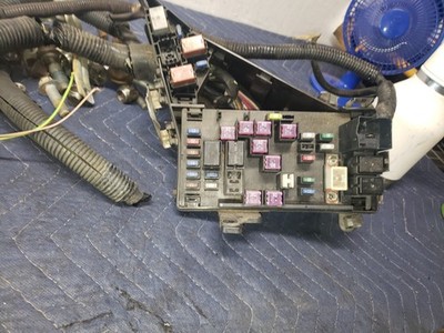 Fuse Box Engine Compartment GT Fits 08-09 IMPREZA 130739