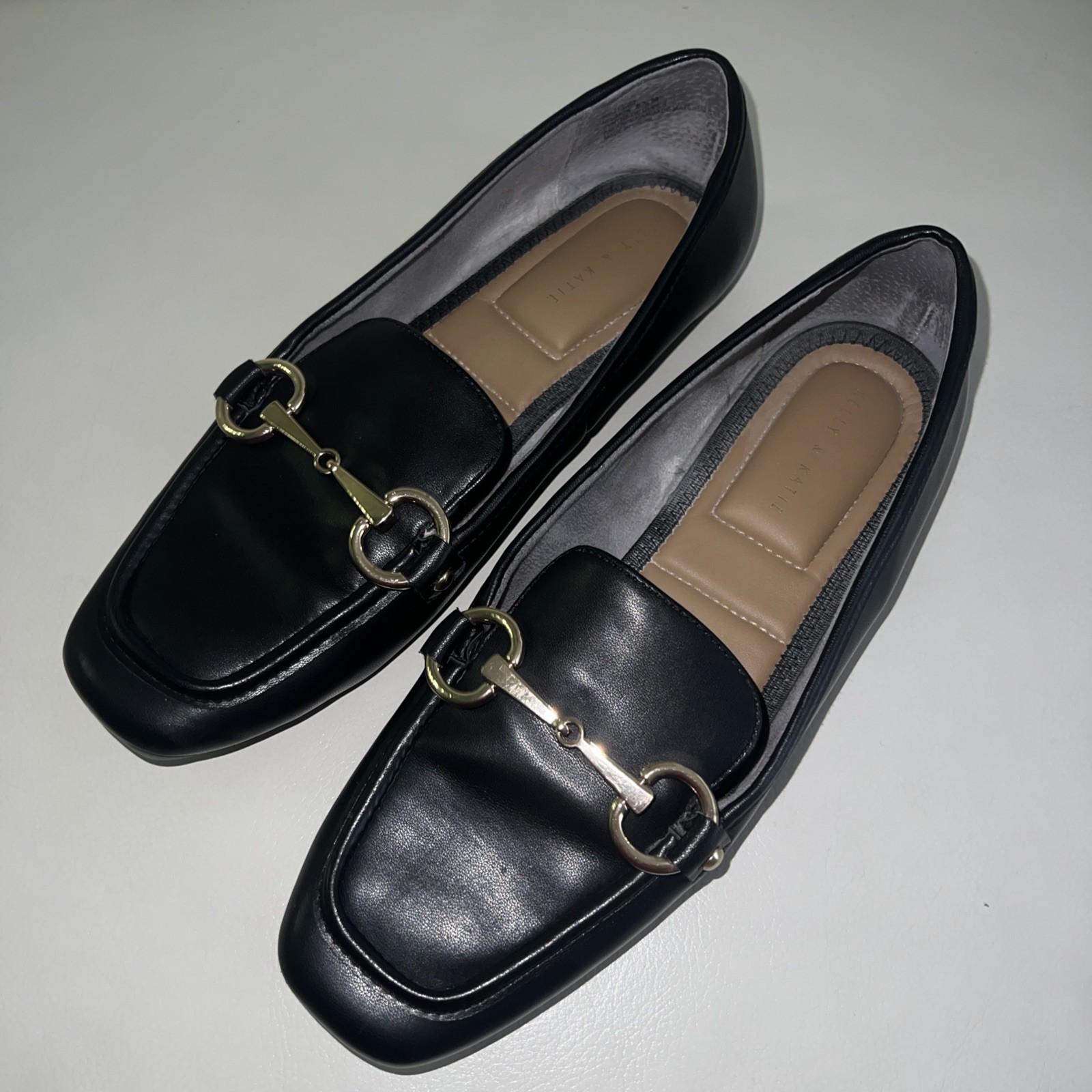 Kelly & Katie Women’s Black Faux Leather Loafers With Gold Accents Size 8.5