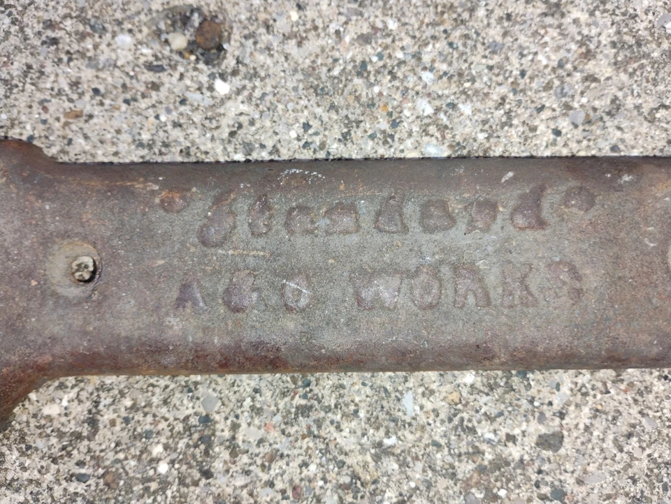 Antiguo soporte de fregadero estándar de hierro fundido A & O Works Foto 4 de 4